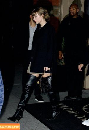 Taylor Swift photo #2008
