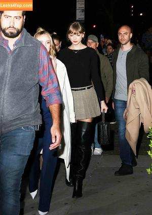 Taylor Swift photo #2010