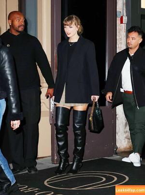 Taylor Swift photo #2011
