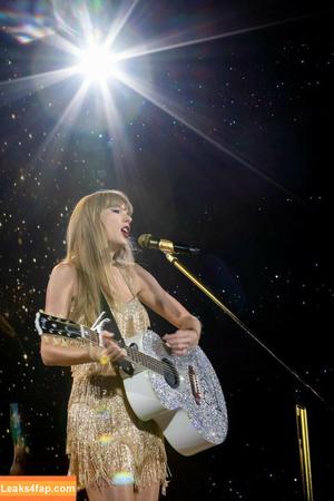 Taylor Swift photo #2413