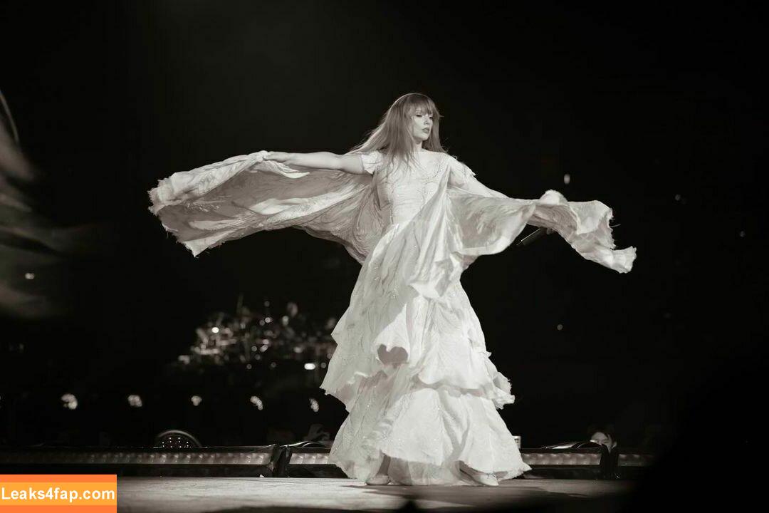 Taylor Swift / shawtiee / taylorswift / taylorswift13 leaked photo photo #3077