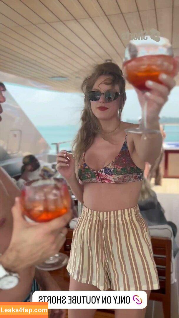 Taylor Swift / shawtiee / taylorswift / taylorswift13 leaked photo photo #3497