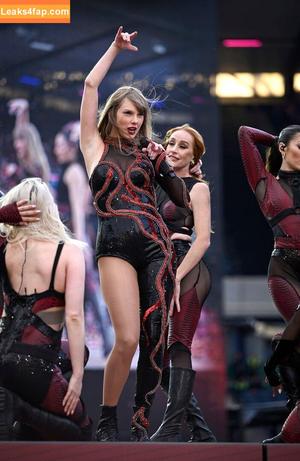 Taylor Swift photo #3975