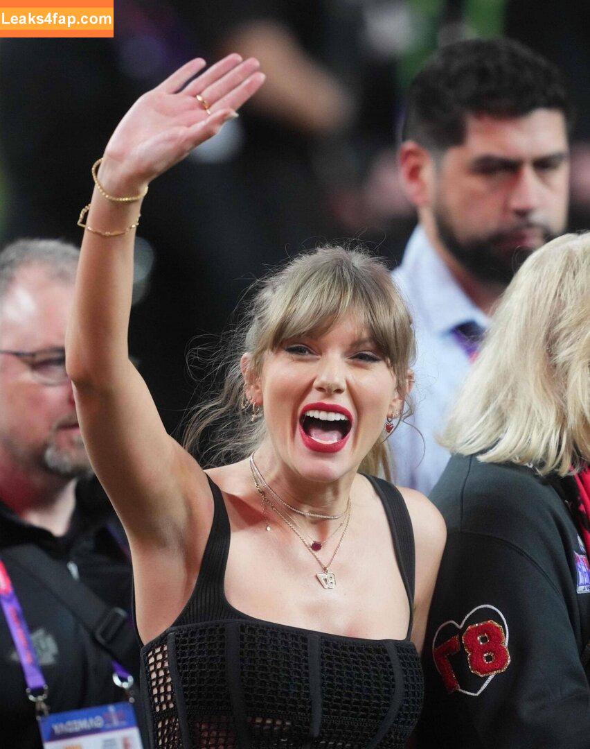 Taylor Swift / TaylorSwift / biancasotelo14 / shawtiee / taylorswift13 leaked photo photo #4270