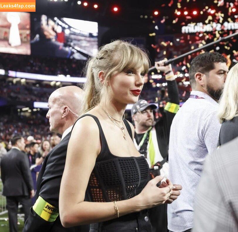 Taylor Swift / TaylorSwift / biancasotelo14 / shawtiee / taylorswift13 leaked photo photo #4271