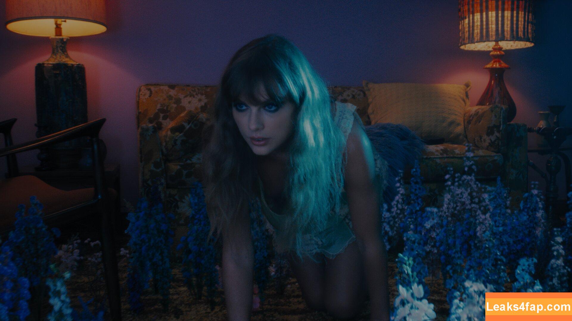 Taylor Swift / TaylorSwift / biancasotelo14 / shawtiee / taylorswift13 leaked photo photo #4275