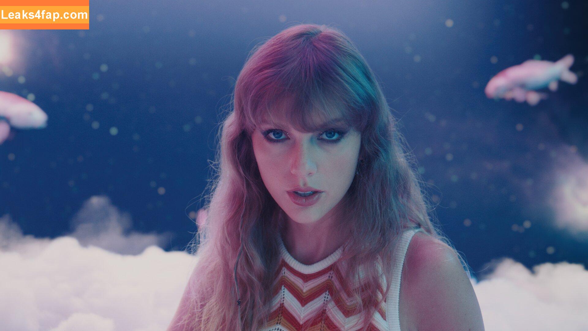 Taylor Swift / TaylorSwift / biancasotelo14 / shawtiee / taylorswift13 leaked photo photo #4278
