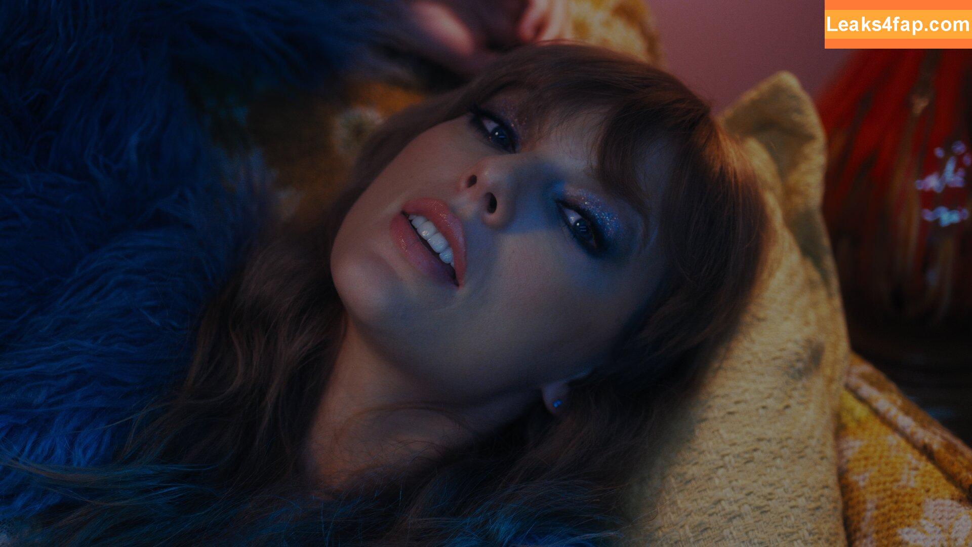 Taylor Swift / TaylorSwift / biancasotelo14 / shawtiee / taylorswift13 leaked photo photo #4281