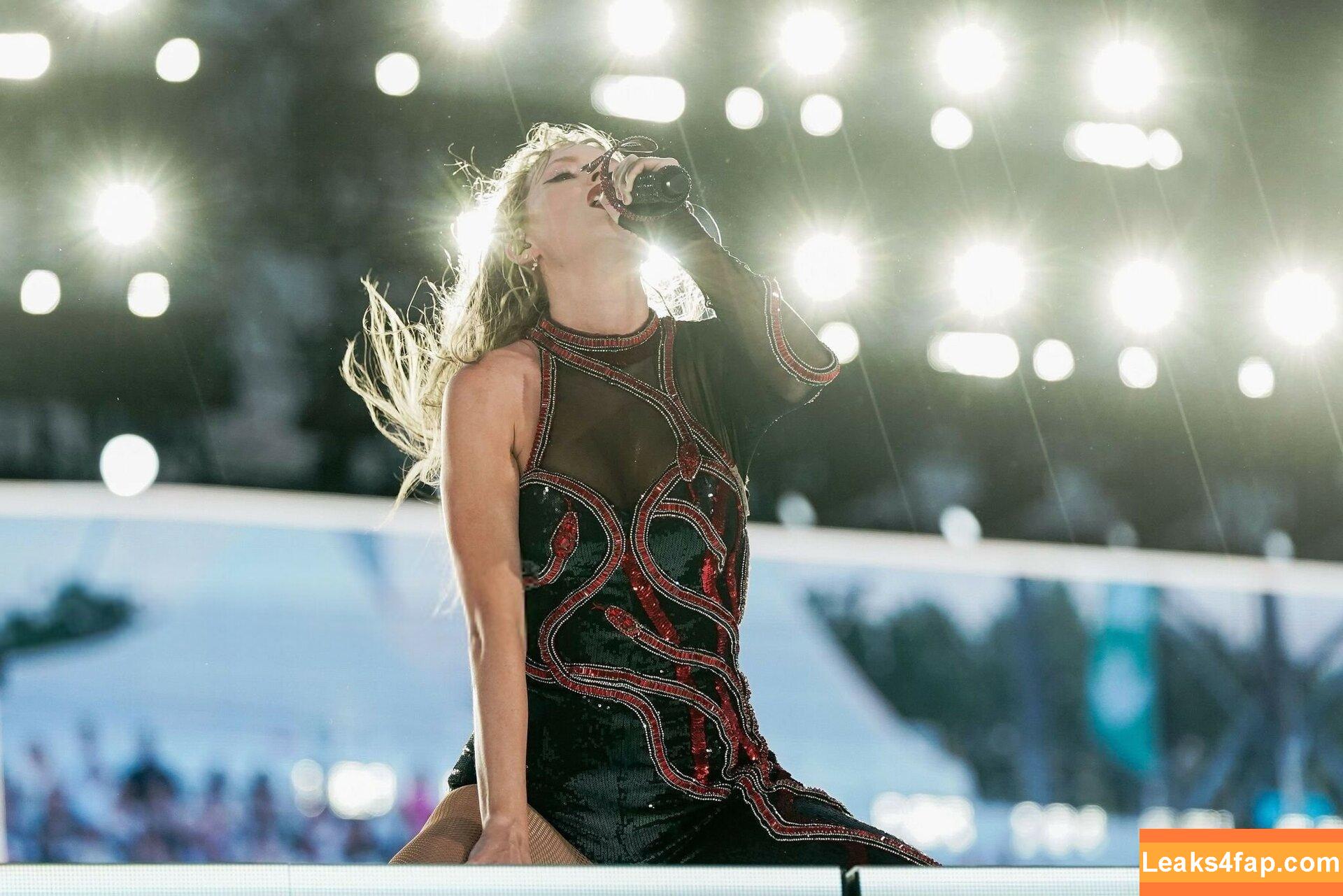 Taylor Swift / shawtiee / taylorswift / taylorswift13 leaked photo photo #4909