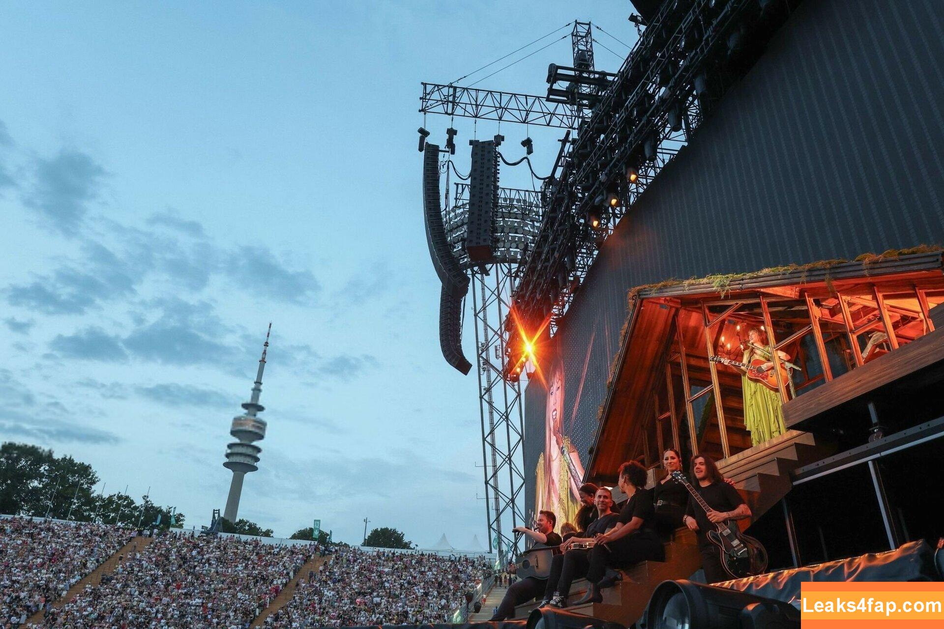 Taylor Swift / shawtiee / taylorswift / taylorswift13 leaked photo photo #4939