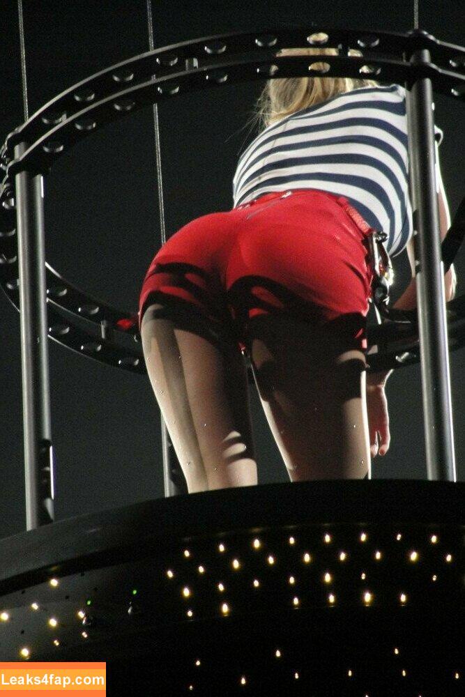 Taylor Swift / shawtiee / taylorswift / taylorswift13 leaked photo photo #4985