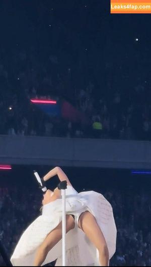 Taylor Swift photo #4566