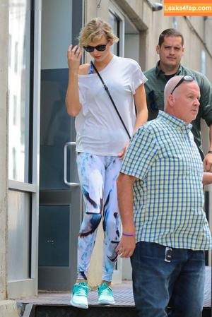 Taylor Swift photo #4890