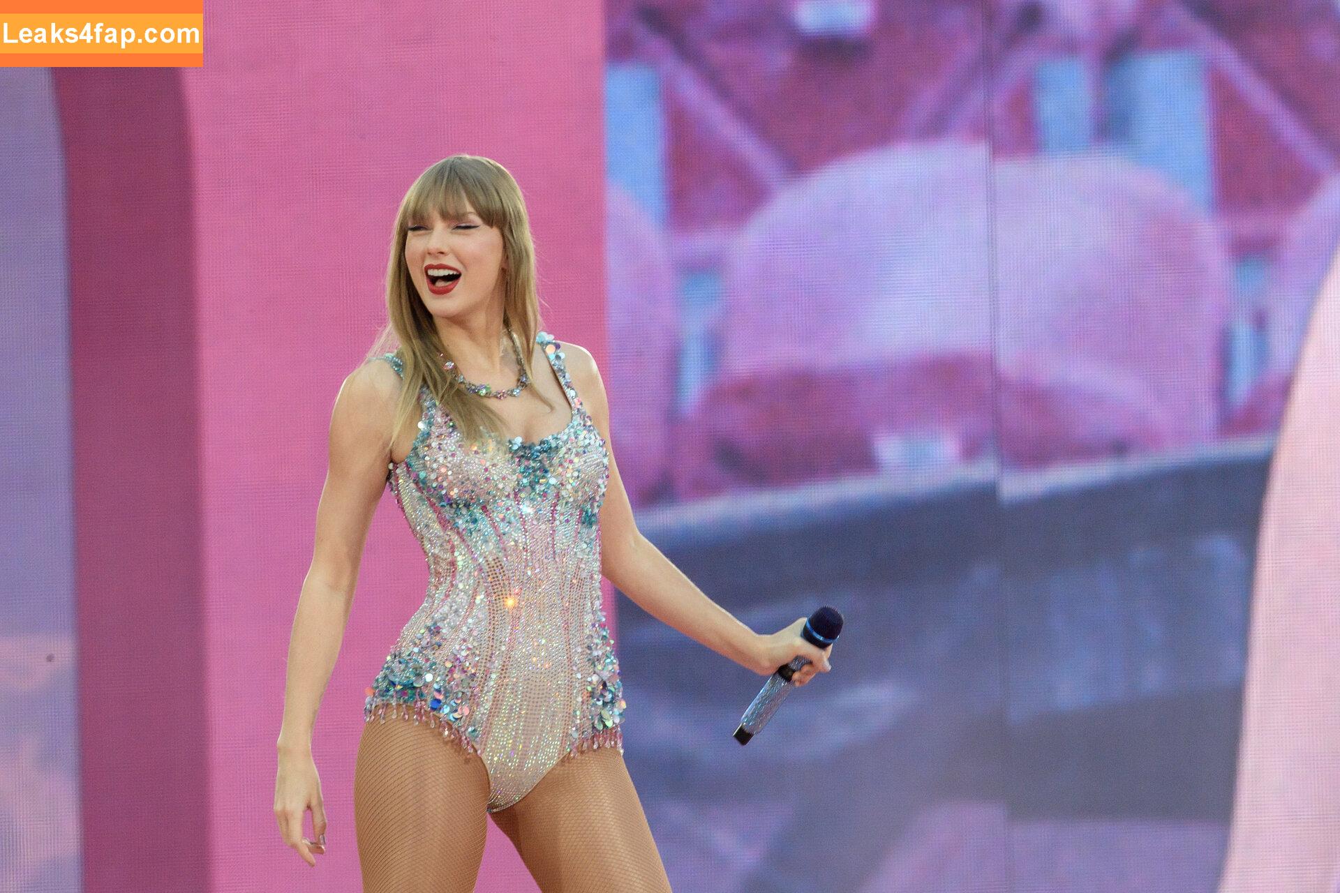 Taylor Swift / shawtiee / taylorswift / taylorswift13 leaked photo photo #5037