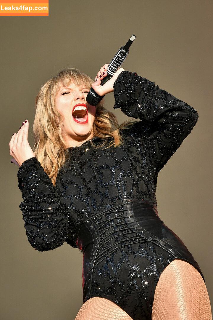 Taylor Swift / shawtiee / taylorswift / taylorswift13 leaked photo photo #5079