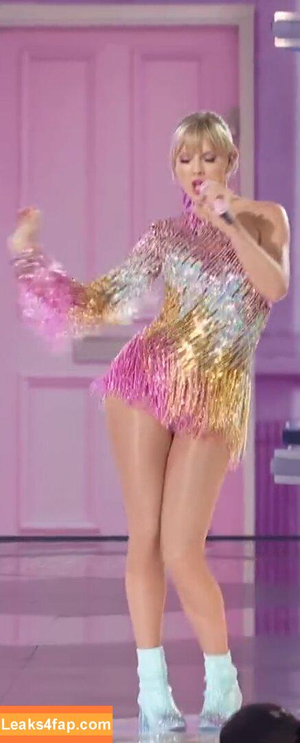 Taylor Swift / shawtiee / taylorswift / taylorswift13 leaked photo photo #5091