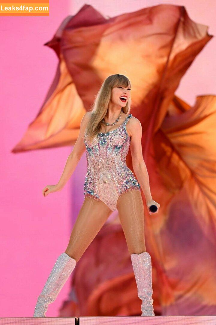 Taylor Swift / shawtiee / taylorswift / taylorswift13 leaked photo photo #5168