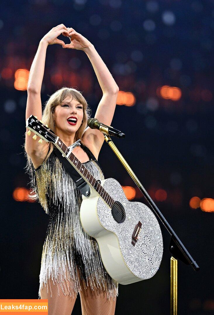 Taylor Swift / shawtiee / taylorswift / taylorswift13 leaked photo photo #5189