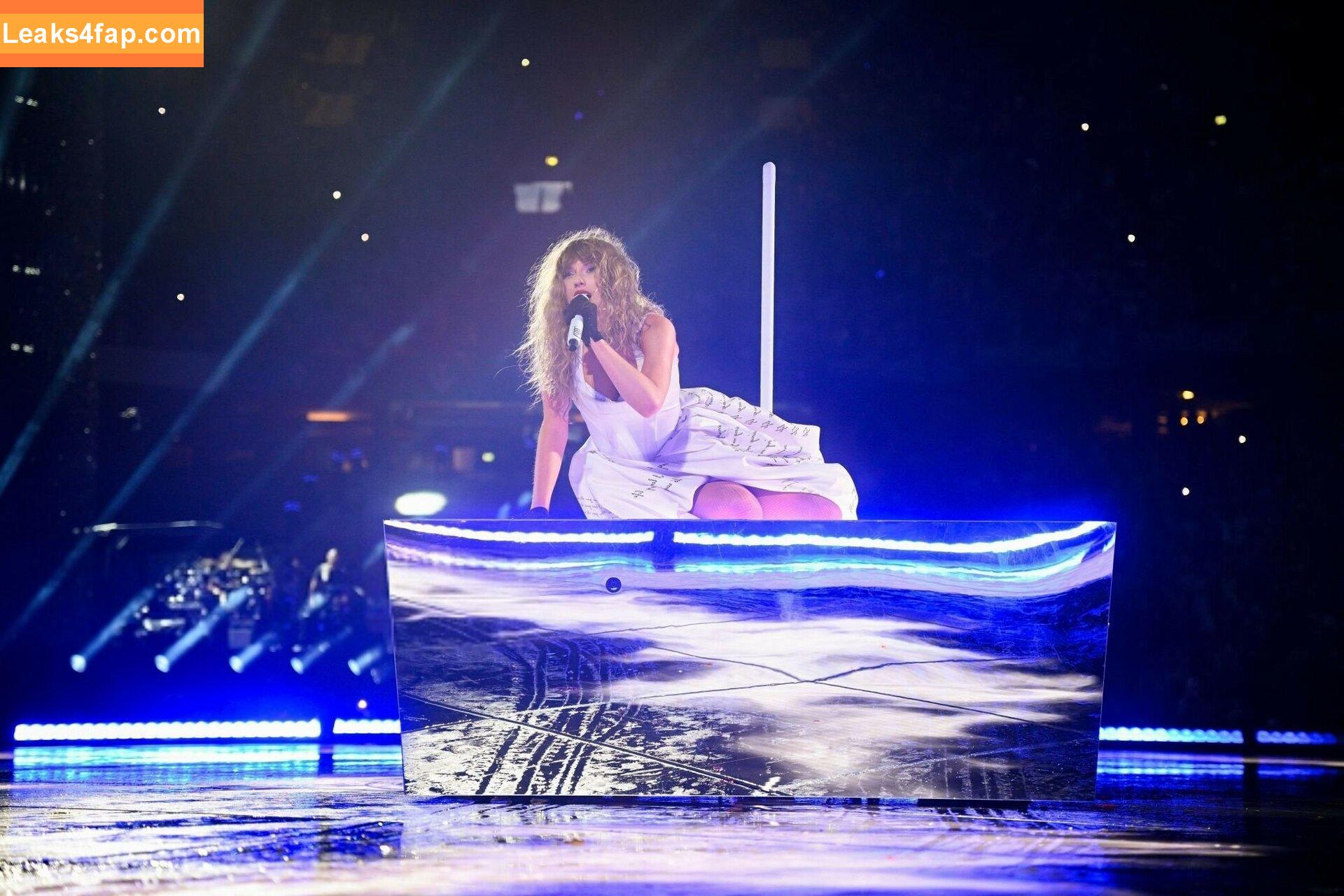 Taylor Swift / shawtiee / taylorswift / taylorswift13 leaked photo photo #5229