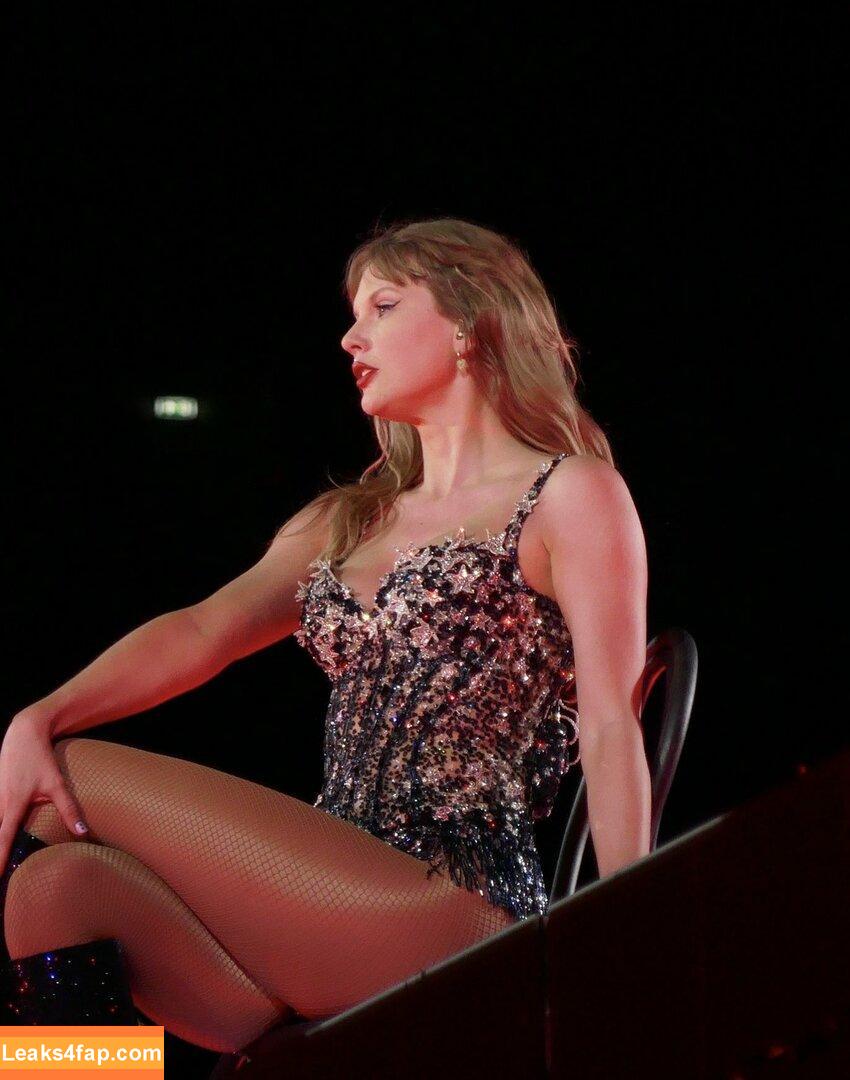 Taylor Swift / shawtiee / taylorswift / taylorswift13 leaked photo photo #5341