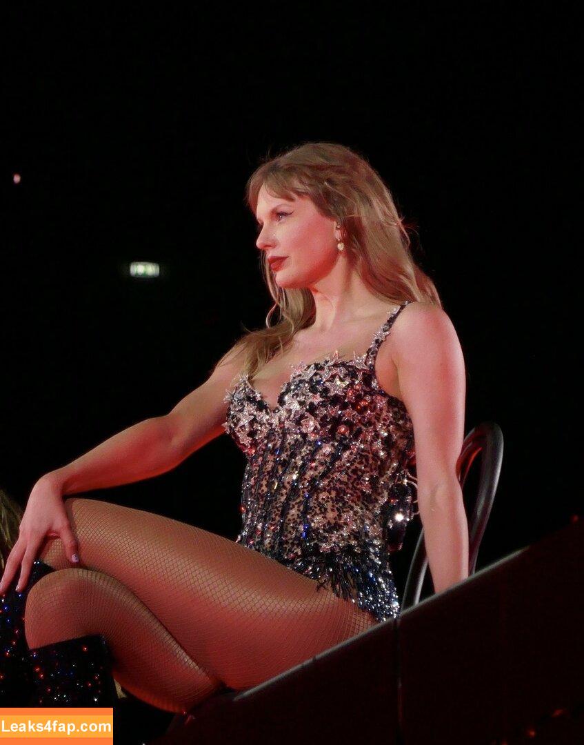 Taylor Swift / shawtiee / taylorswift / taylorswift13 leaked photo photo #5342