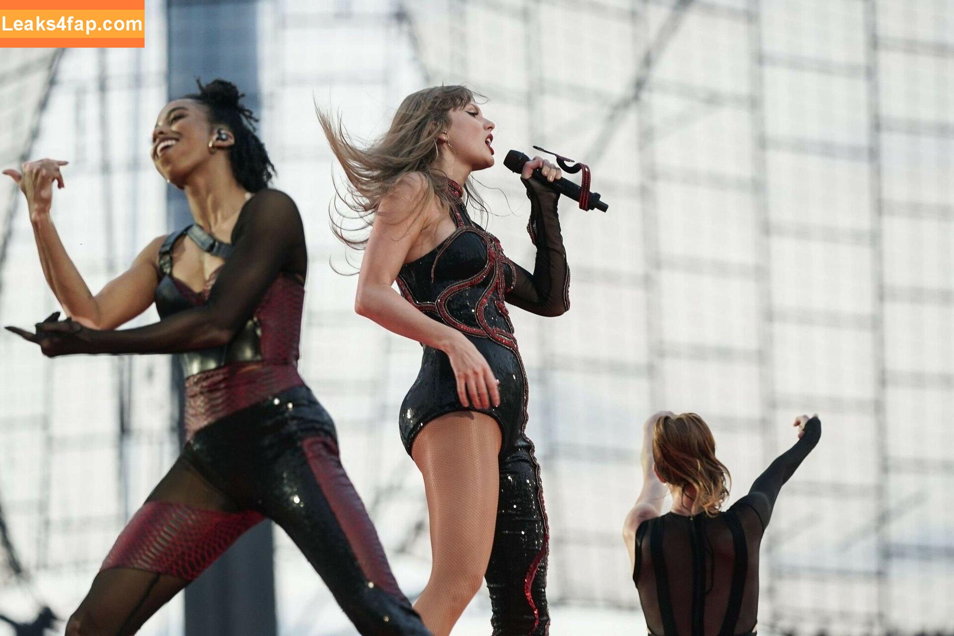 Taylor Swift / shawtiee / taylorswift / taylorswift13 leaked photo photo #5360