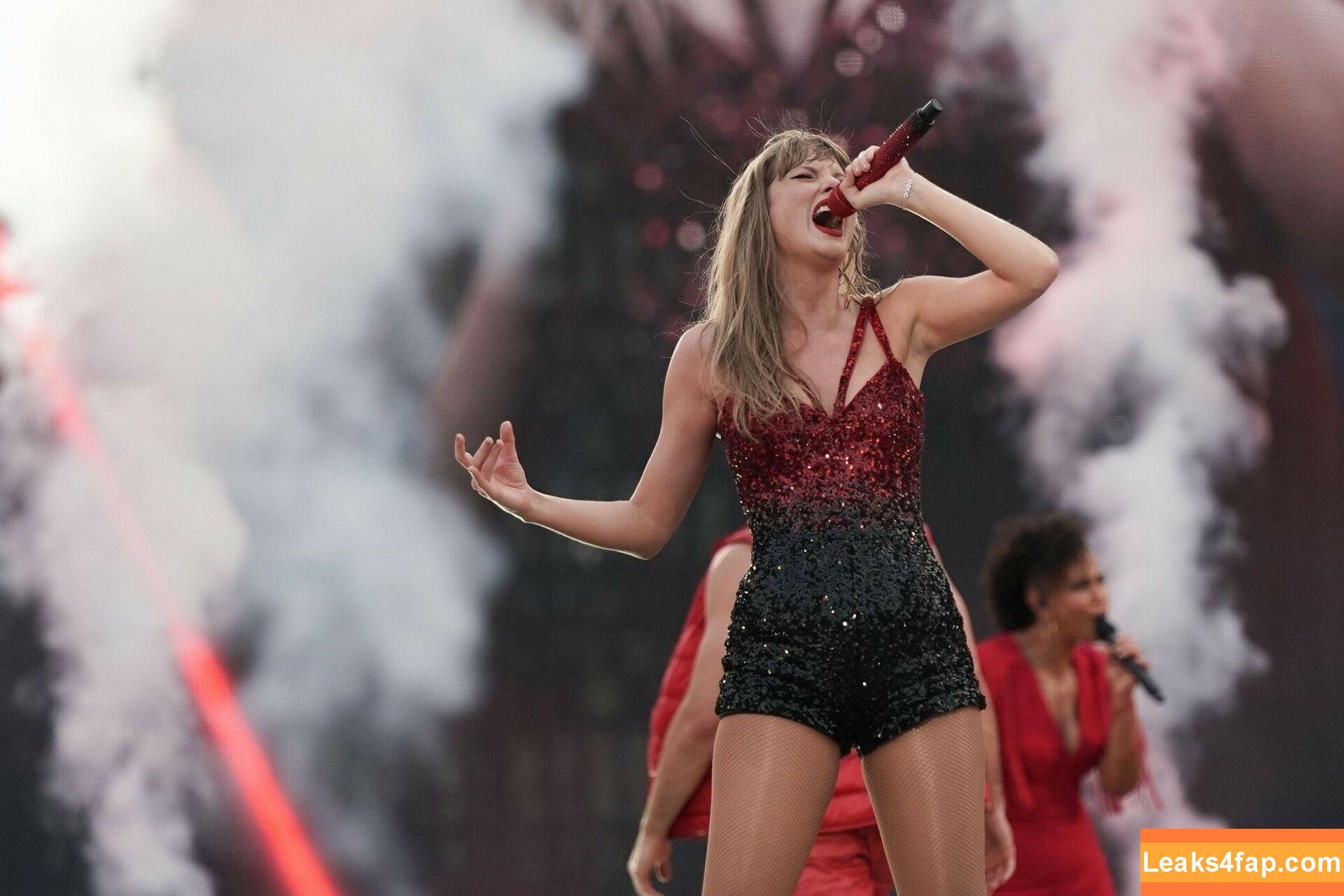 Taylor Swift / shawtiee / taylorswift / taylorswift13 leaked photo photo #5372