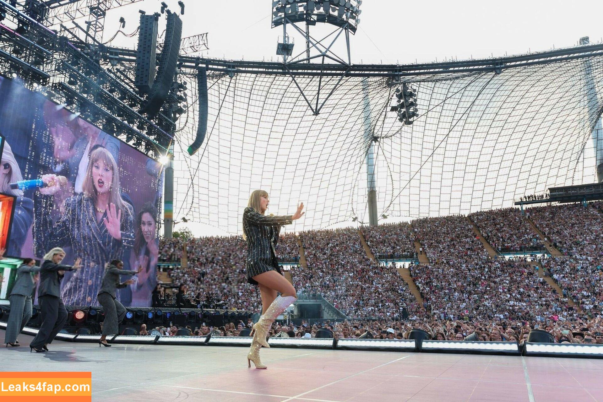 Taylor Swift / shawtiee / taylorswift / taylorswift13 leaked photo photo #5375