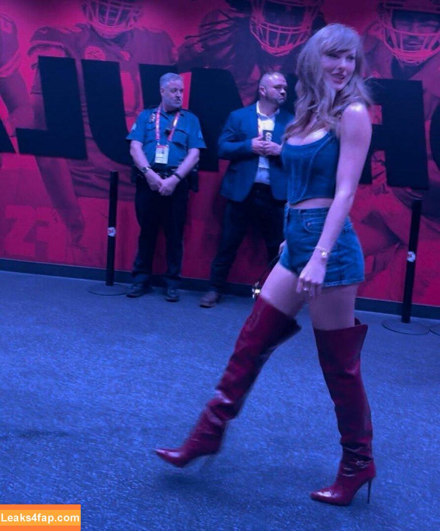 Taylor Swift / biancasotelo14 / shawtiee / taylorswift / taylorswift13 leaked photo photo #5725