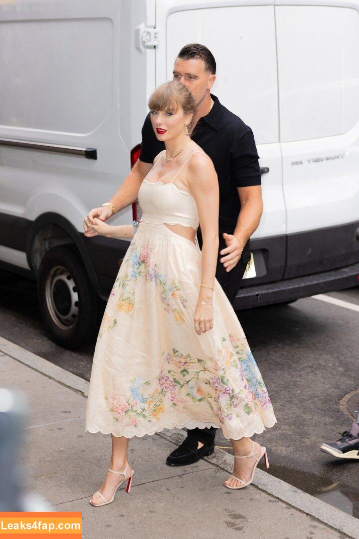 Taylor Swift / TaylorSwift / biancasotelo14 / shawtiee / taylorswift13 leaked photo photo #5771