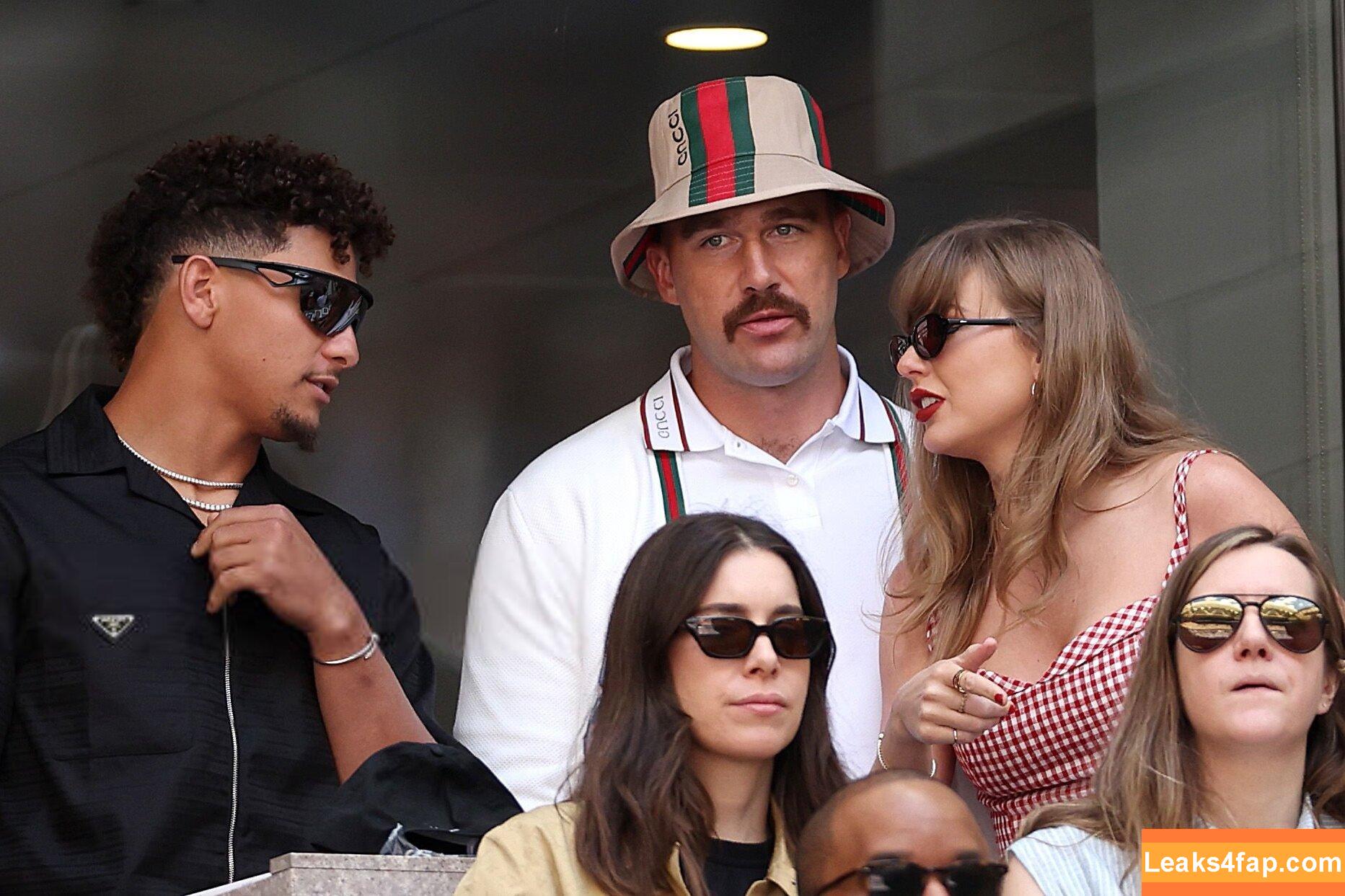 Taylor Swift / TaylorSwift / biancasotelo14 / shawtiee / taylorswift13 leaked photo photo #5923