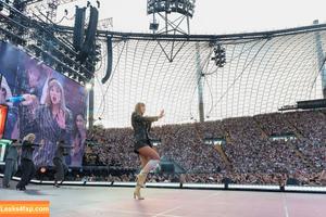 Taylor Swift photo #5375