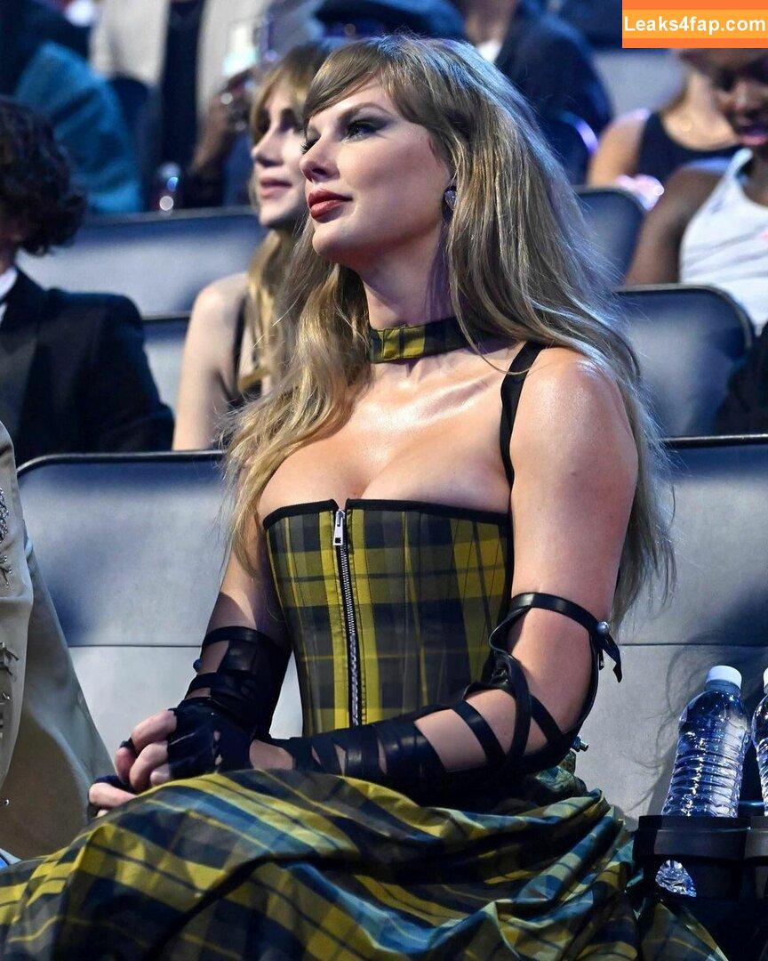 Taylor Swift / TaylorSwift / biancasotelo14 / shawtiee / taylorswift13 leaked photo photo #6007