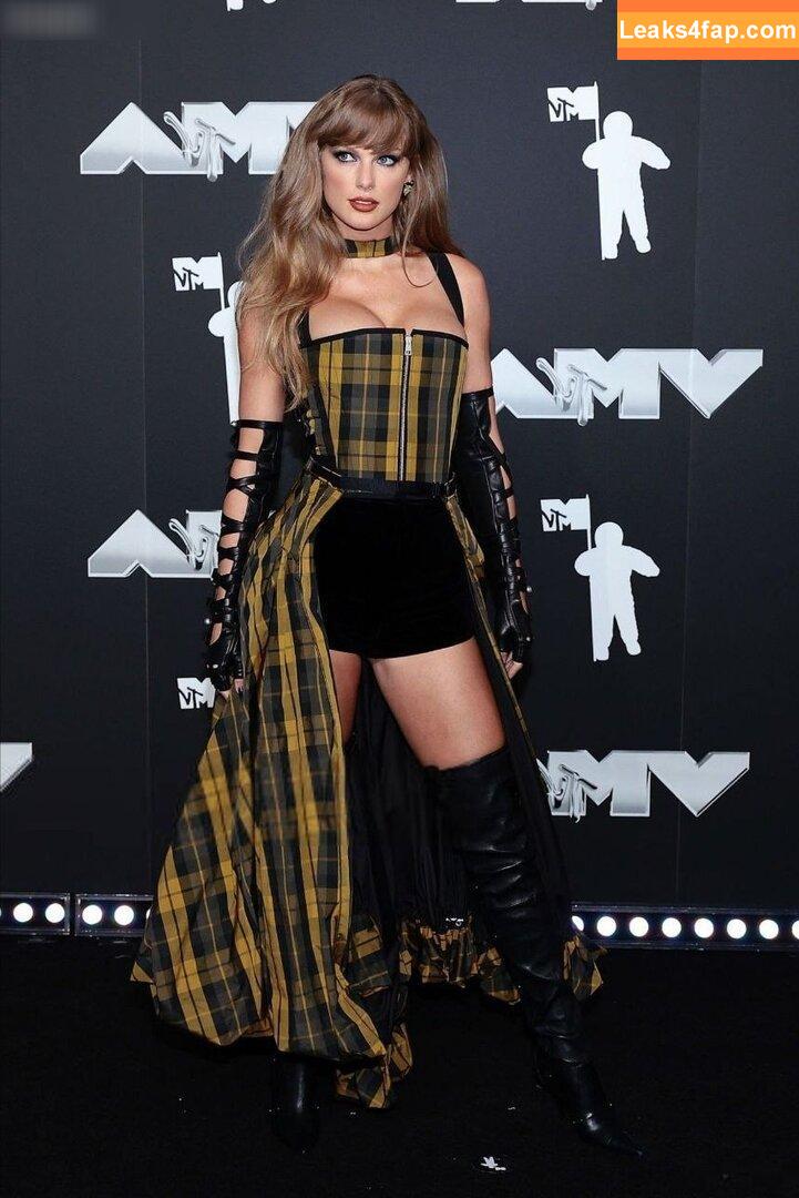 Taylor Swift / TaylorSwift / biancasotelo14 / shawtiee / taylorswift13 leaked photo photo #6012