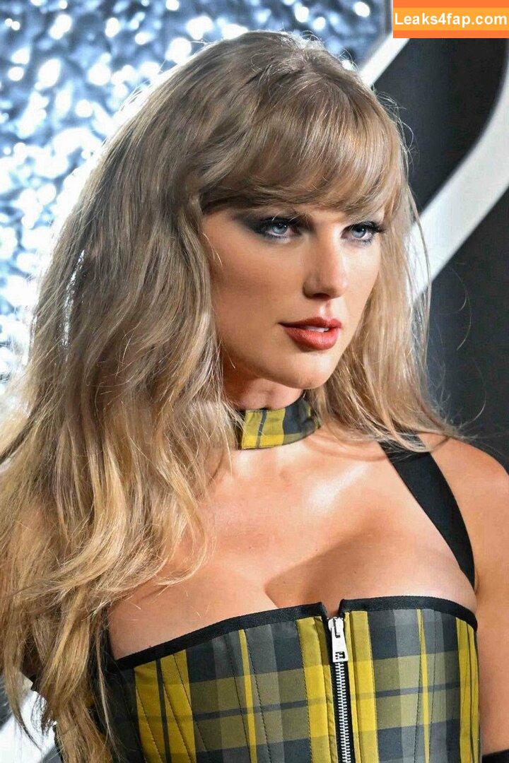 Taylor Swift / TaylorSwift / biancasotelo14 / shawtiee / taylorswift13 leaked photo photo #6017