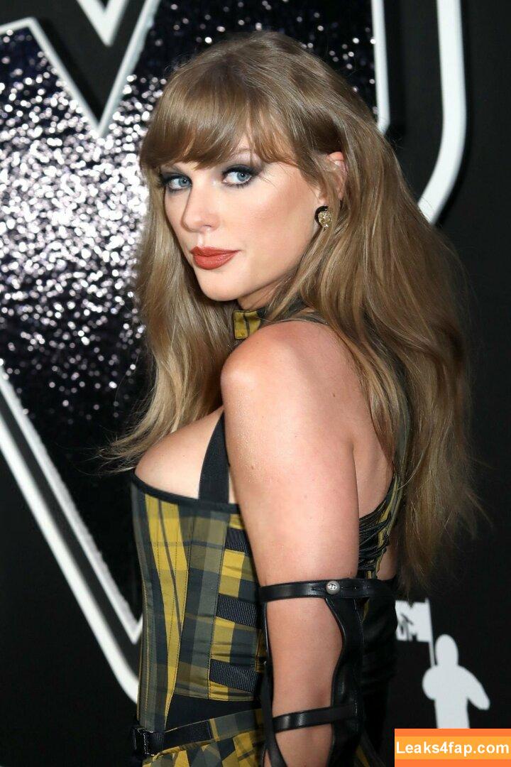 Taylor Swift / TaylorSwift / biancasotelo14 / shawtiee / taylorswift13 leaked photo photo #6020