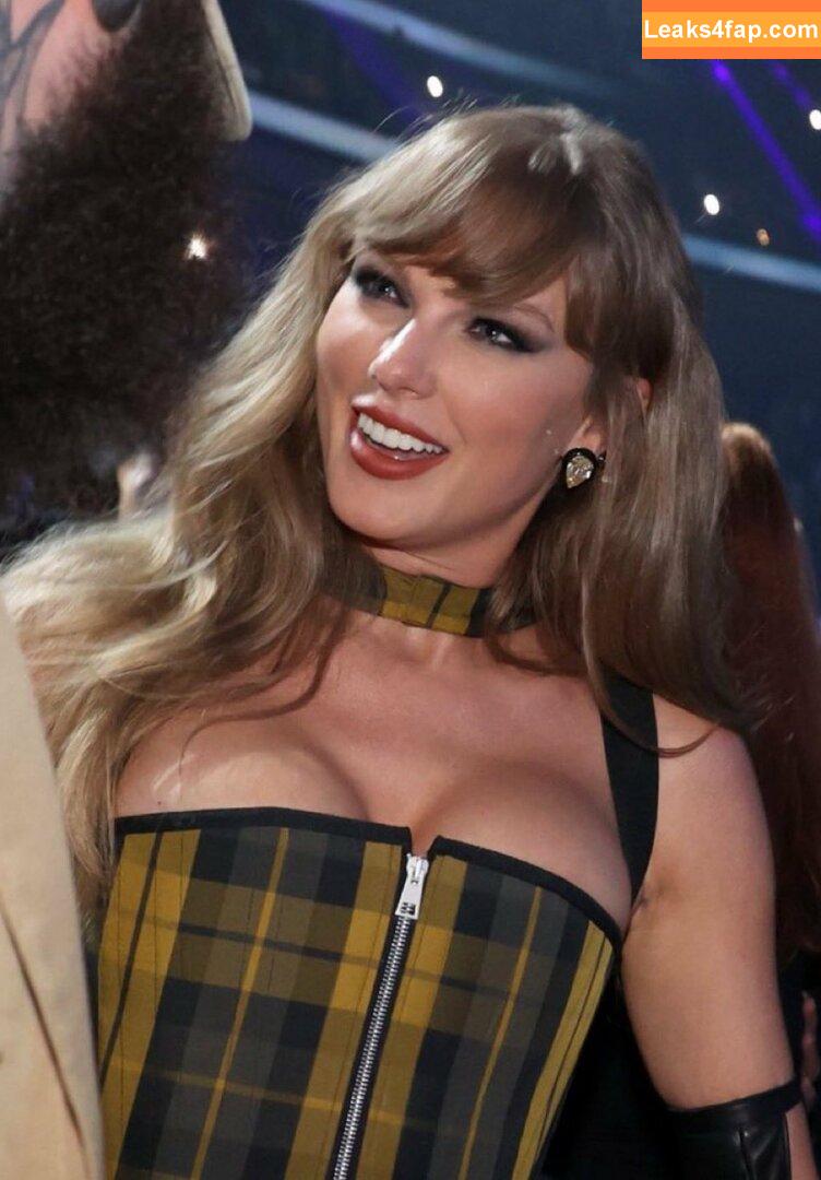 Taylor Swift / TaylorSwift / biancasotelo14 / shawtiee / taylorswift13 leaked photo photo #6022
