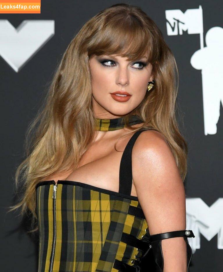 Taylor Swift / TaylorSwift / biancasotelo14 / shawtiee / taylorswift13 leaked photo photo #6033