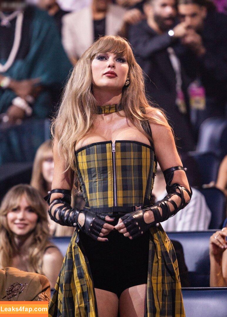 Taylor Swift / TaylorSwift / biancasotelo14 / shawtiee / taylorswift13 leaked photo photo #6036