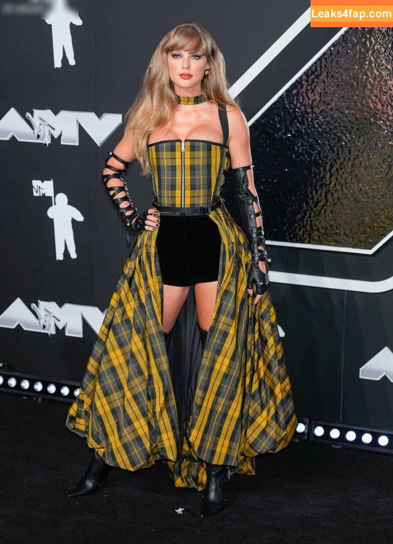 Taylor Swift / TaylorSwift / biancasotelo14 / shawtiee / taylorswift13 leaked photo photo #6040