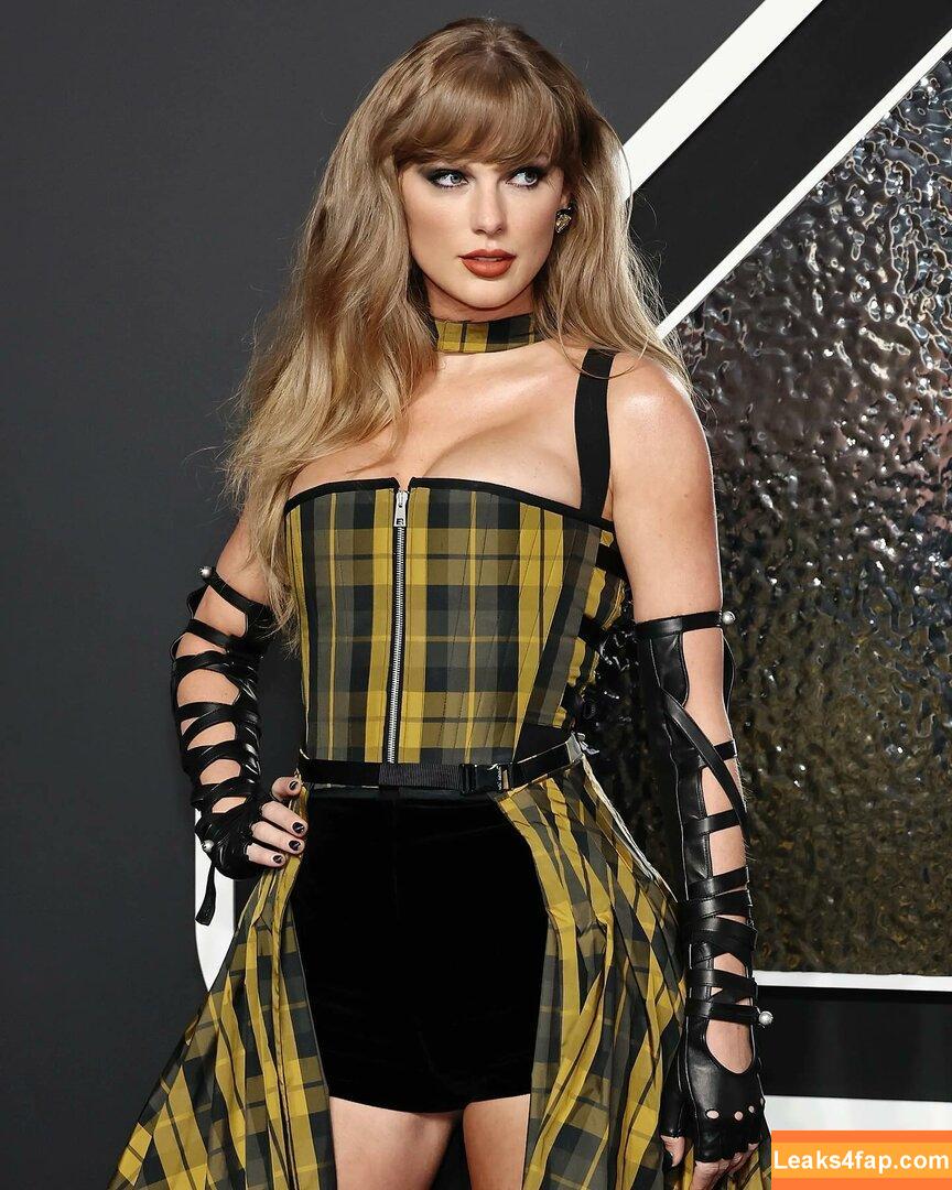Taylor Swift / TaylorSwift / biancasotelo14 / shawtiee / taylorswift13 leaked photo photo #6054