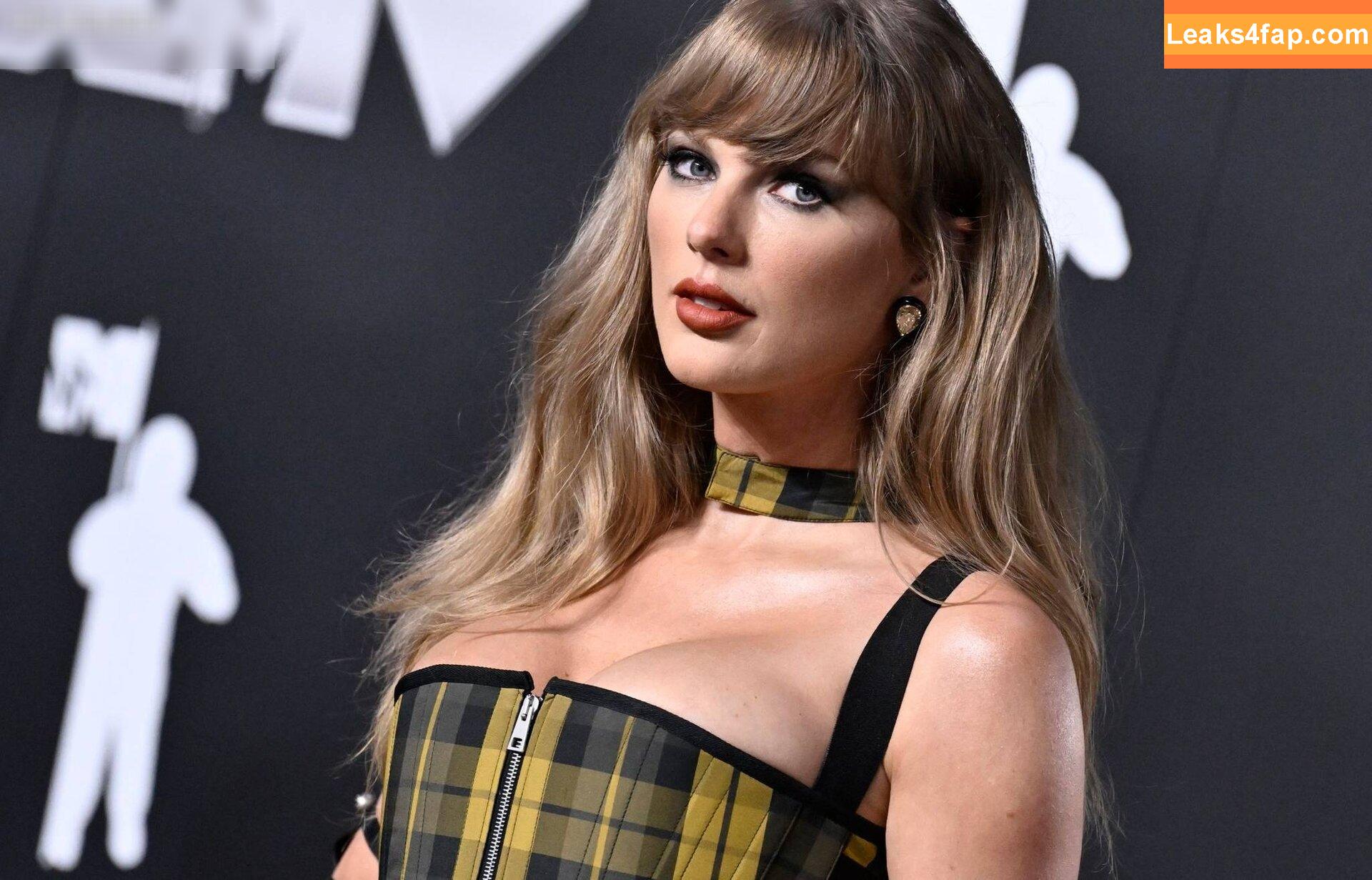 Taylor Swift / TaylorSwift / biancasotelo14 / shawtiee / taylorswift13 leaked photo photo #6135