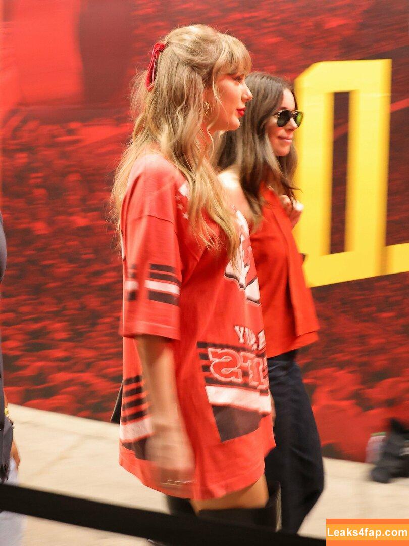 Taylor Swift / shawtiee / taylorswift / taylorswift13 leaked photo photo #6189