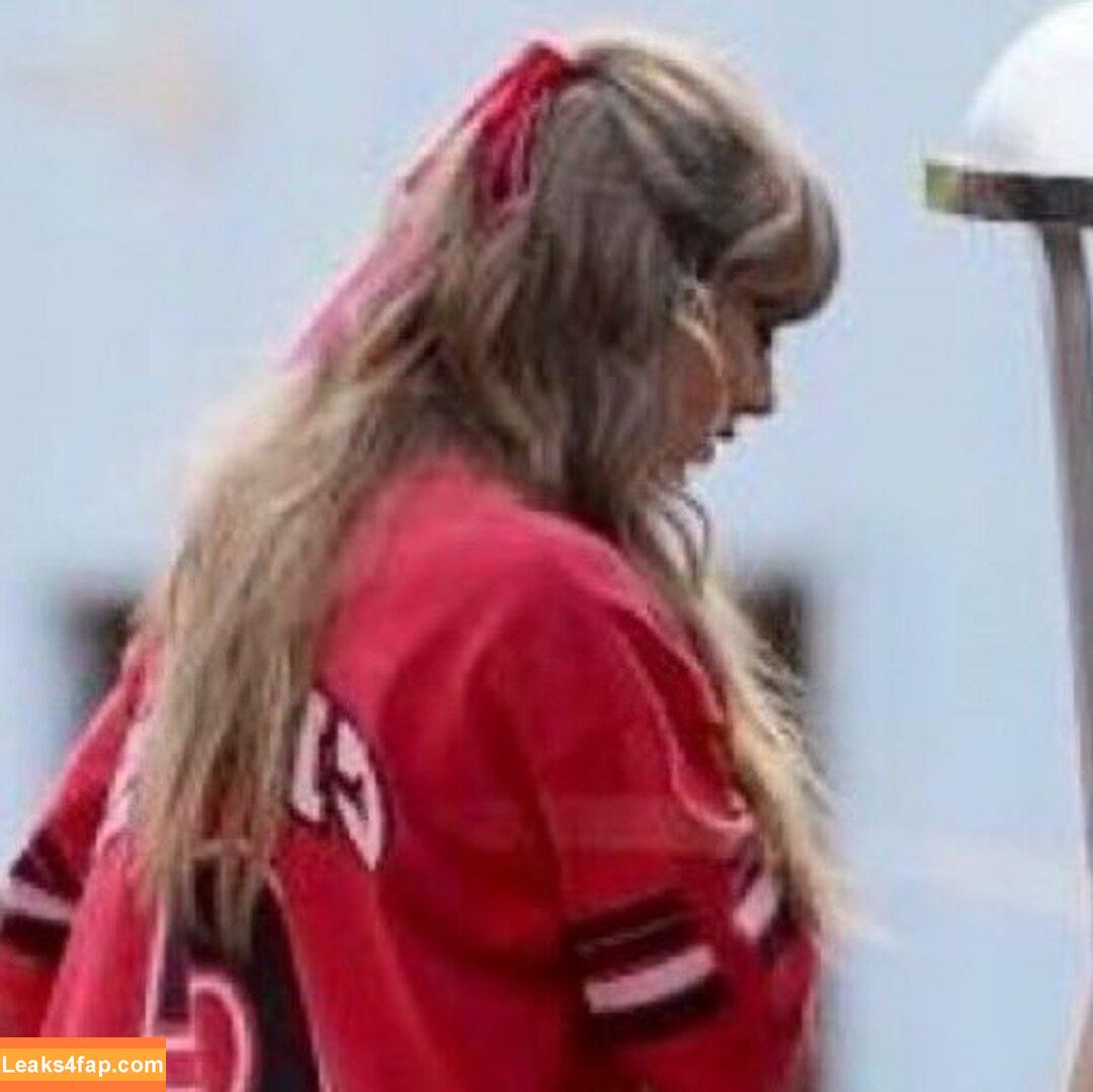 Taylor Swift / shawtiee / taylorswift / taylorswift13 leaked photo photo #6191