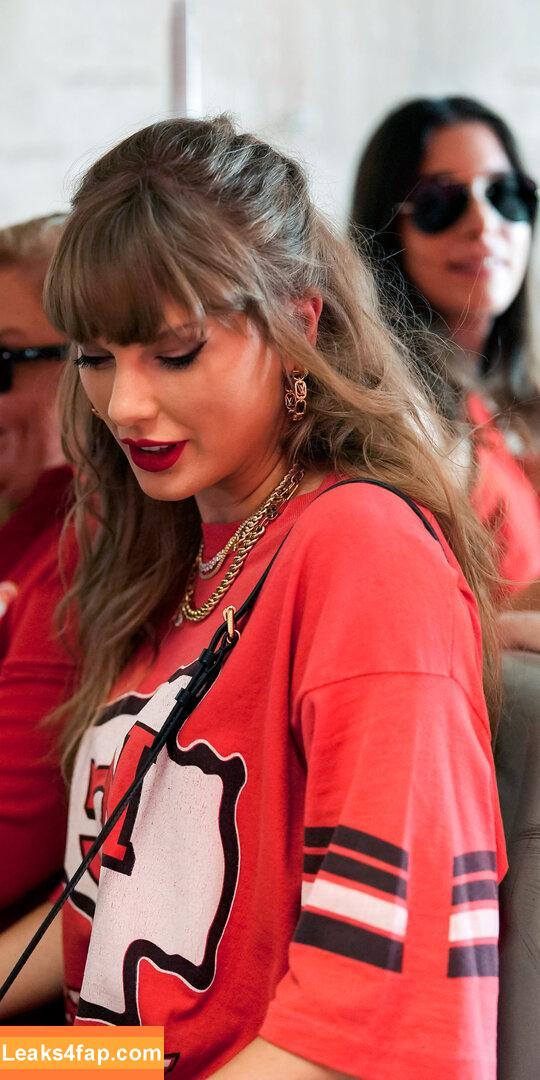 Taylor Swift / shawtiee / taylorswift / taylorswift13 leaked photo photo #6192
