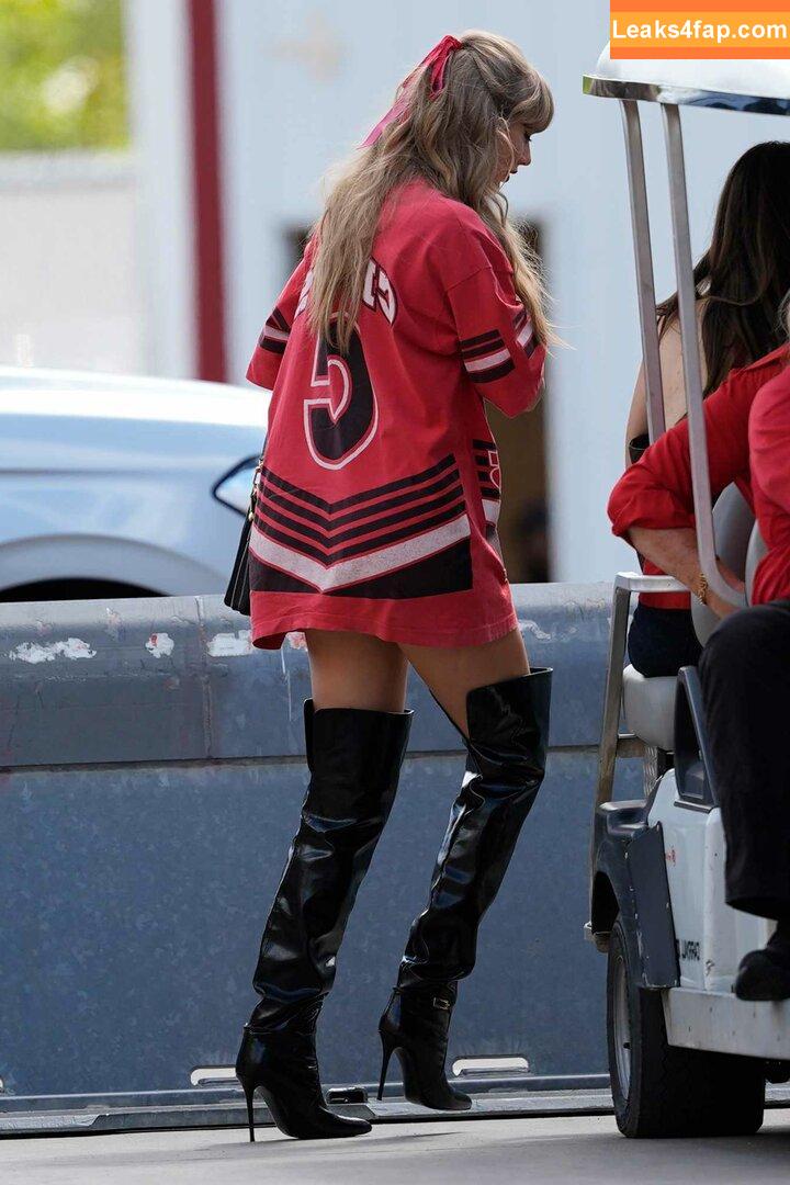 Taylor Swift / shawtiee / taylorswift / taylorswift13 leaked photo photo #6404