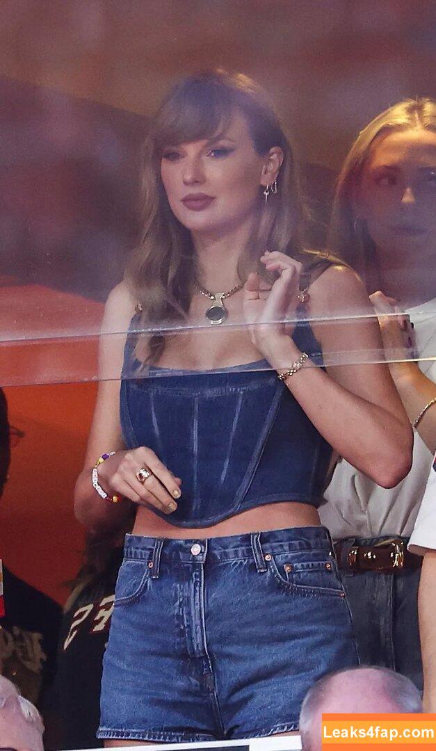 Taylor Swift / shawtiee / taylorswift / taylorswift13 leaked photo photo #7056