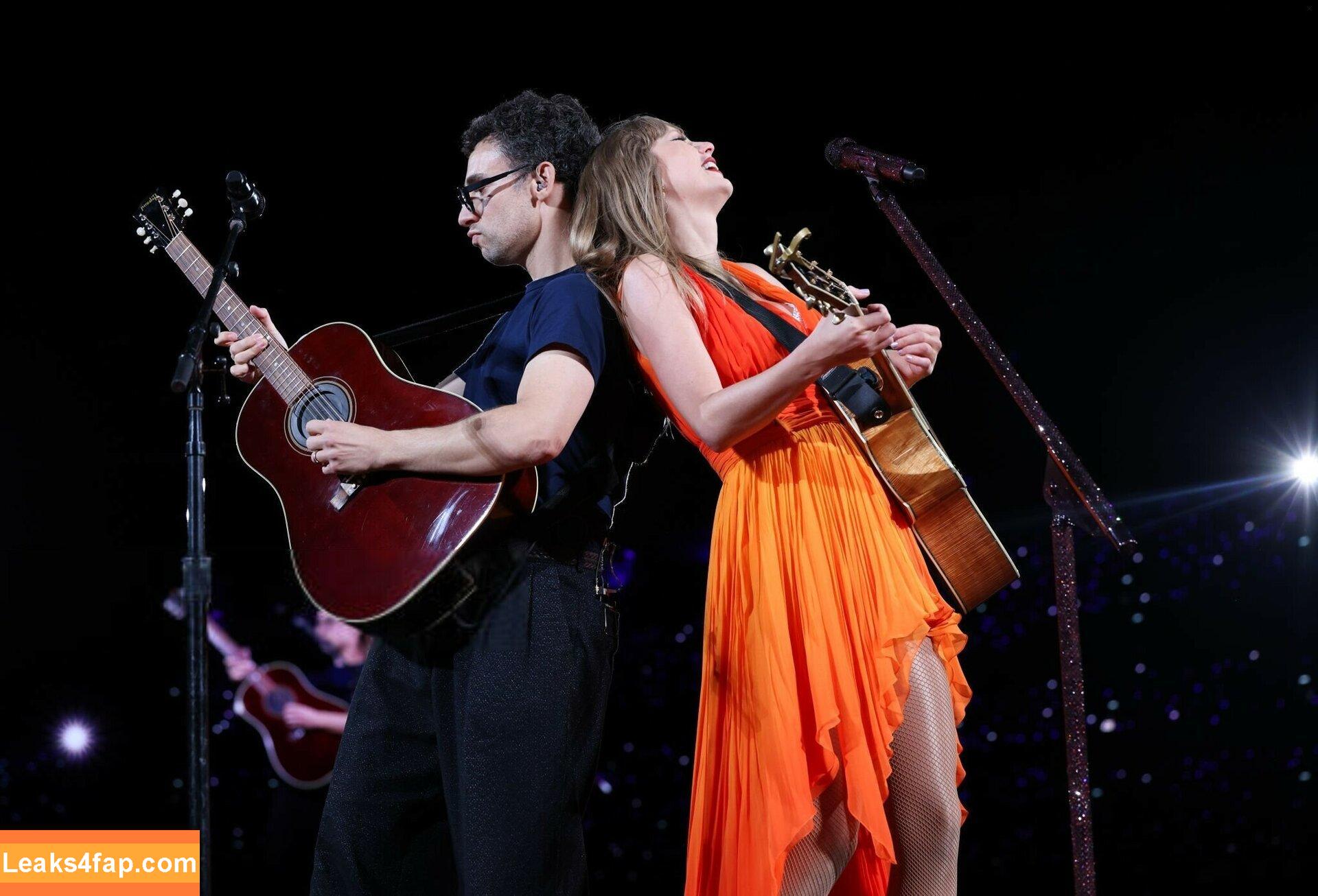 Taylor Swift / biancasotelo14 / shawtiee / taylorswift / taylorswift13 слитое фото фото #7300