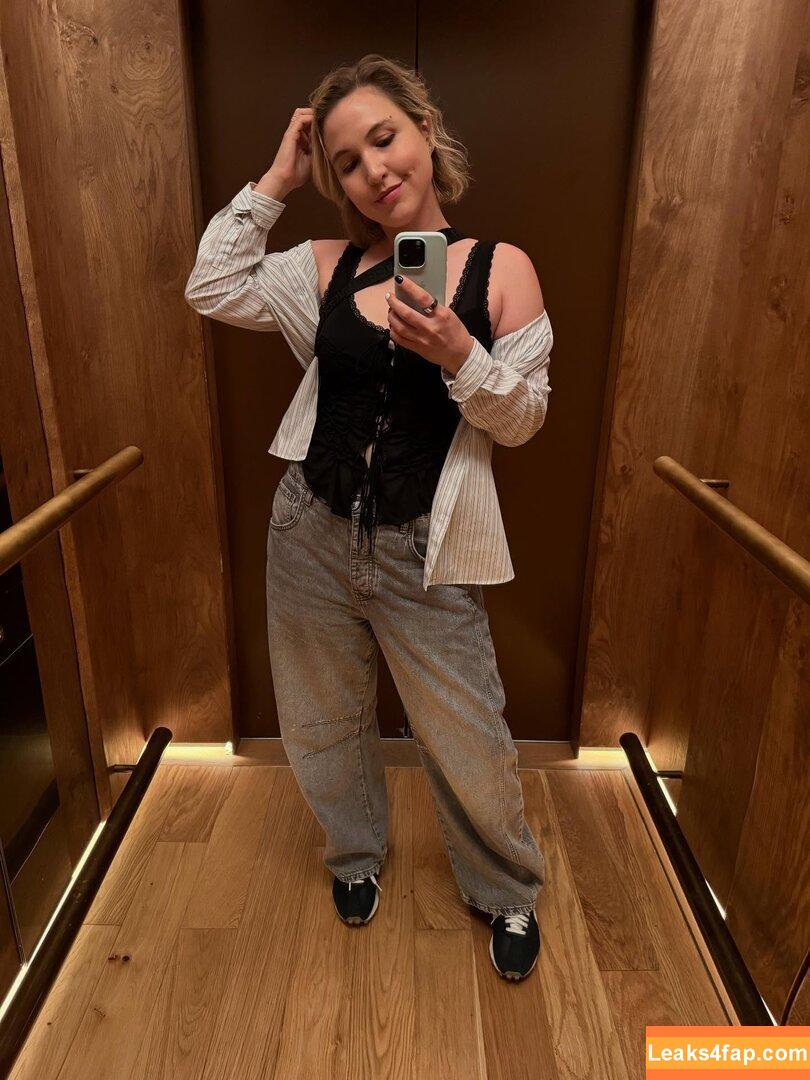 Taylor Tomlinson / taylortomlinson leaked photo photo #0191