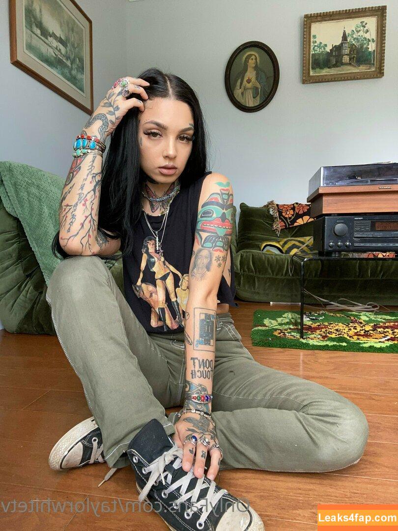 Taylor White / taylorwhitetv / tigerlily.taylor leaked photo photo #0096